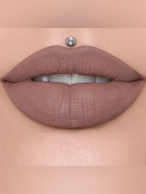 New in Box Jeffree Star Velour Liquid Lipstick - Hidden Hills Taupe Nude 5.6ml